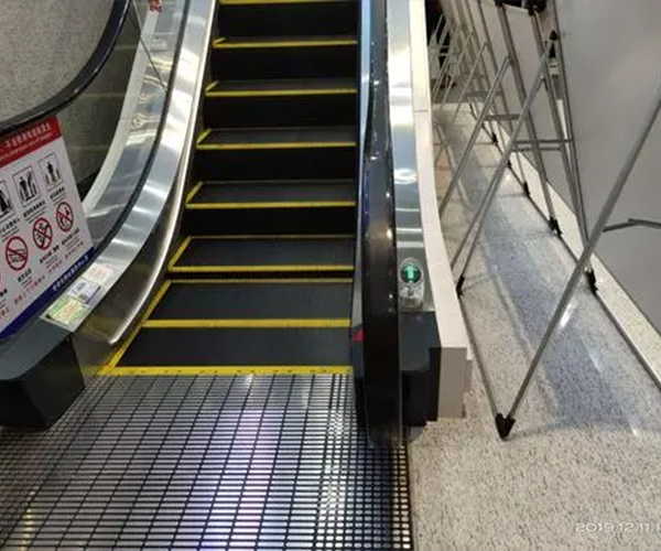 電梯